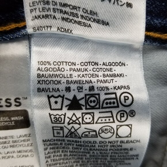 Levis Jeans Mens 48x30 Blue 550 Relaxed Fit Tapered Leg 100% Cotton Denim - Picture 11 of 13